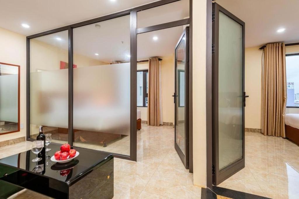 An Thuyen Hotel Дананг Экстерьер фото