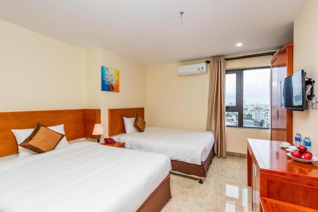 An Thuyen Hotel Дананг Экстерьер фото